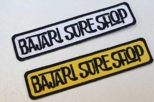 オリジナル刺繍　刺繍加工　刺繍　直接刺繍　チェーンステッチ刺繍　チェーンステッチ　ランニングステッチ　相良刺繍サテンステッチ　タタミステッチ　Tシャツ　トレーナー　ランニング　ノースリーブ　ベスト　セーター　ポンチョ　ウインドブレーカー　コーチジャケット　デニムジャケット　ジャケット　エプロン　Yシャツ　ワイシャツ　ワークシャツ　ダンガリーシャツ　開襟シャツ　背広　スーツ　スラックス　学生服　体操服　メルトンシャツ　メルトンジャケット　 ジャージ　トレーニングウエア　ウエア　型代無料書体　オリジナル書体　パーカー　ジップアップ